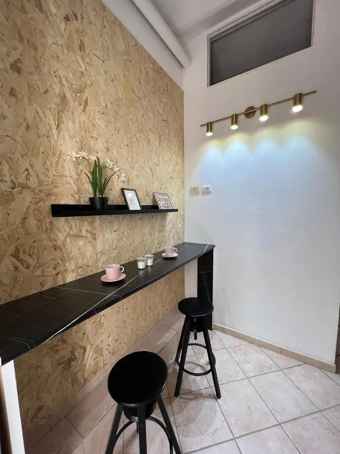 Signorina In Rome Hostel
