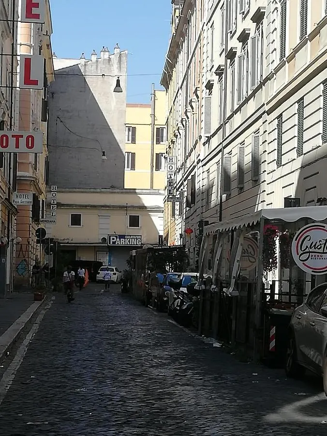 Signorina In Rome Hostel